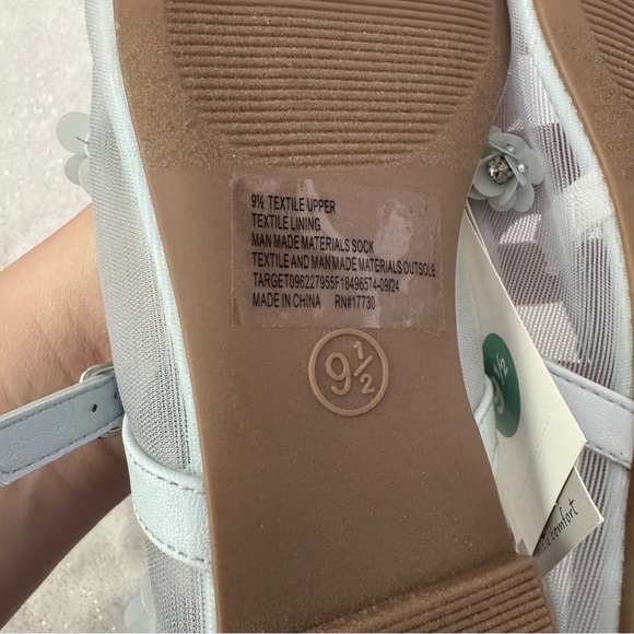 A NEW DAY Women’s Light Blue Everly Floral Mary Jane Flats - Picture 9 of 9